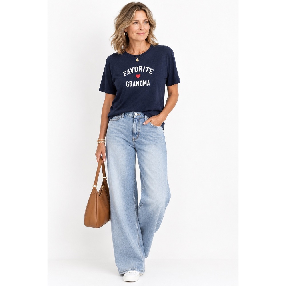 Favorite Daughter Favorite Grandma Graphic Tee Navy Blue Short Sleeve Medium